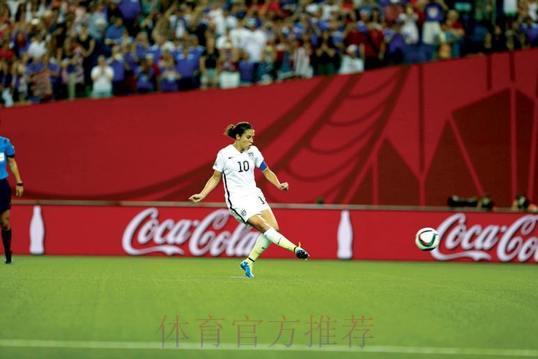2026年世界杯盛装启幕在即，全球球迷翘首以盼这场足球狂欢